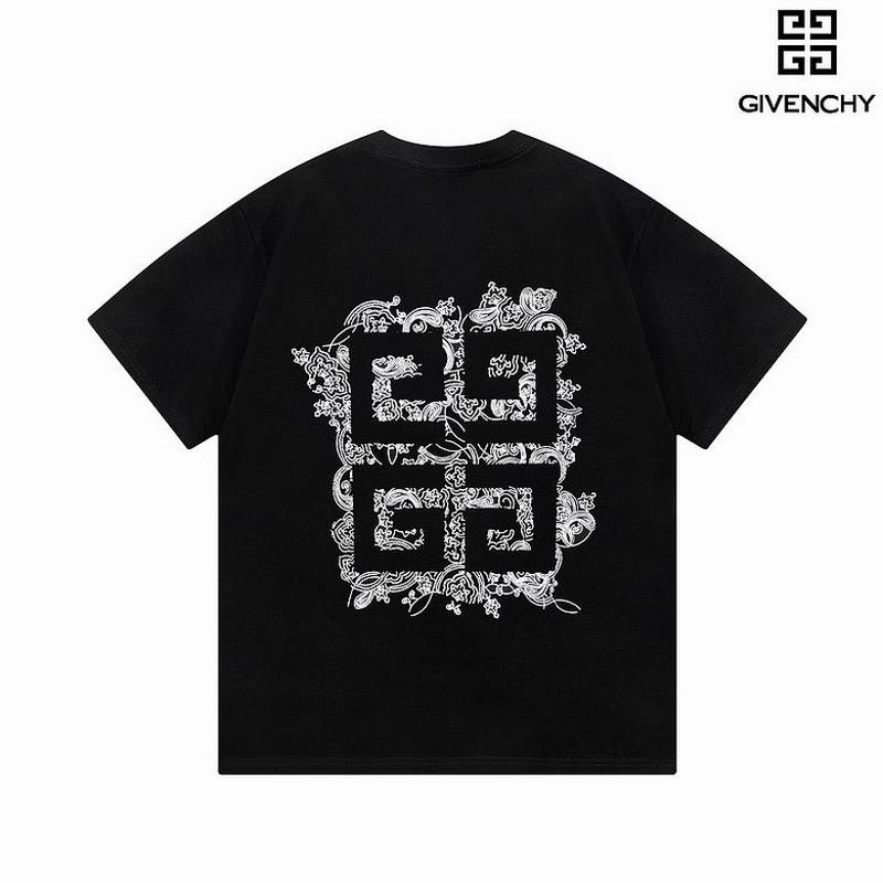 GIVENCHY Men's T-shirts 581